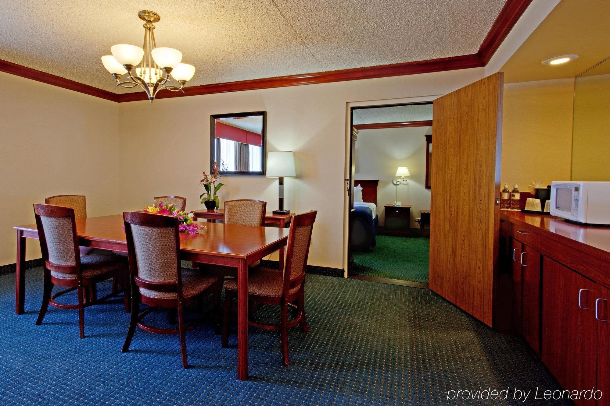 Holiday Inn La Mirada Buena Park By Ihg Quarto foto